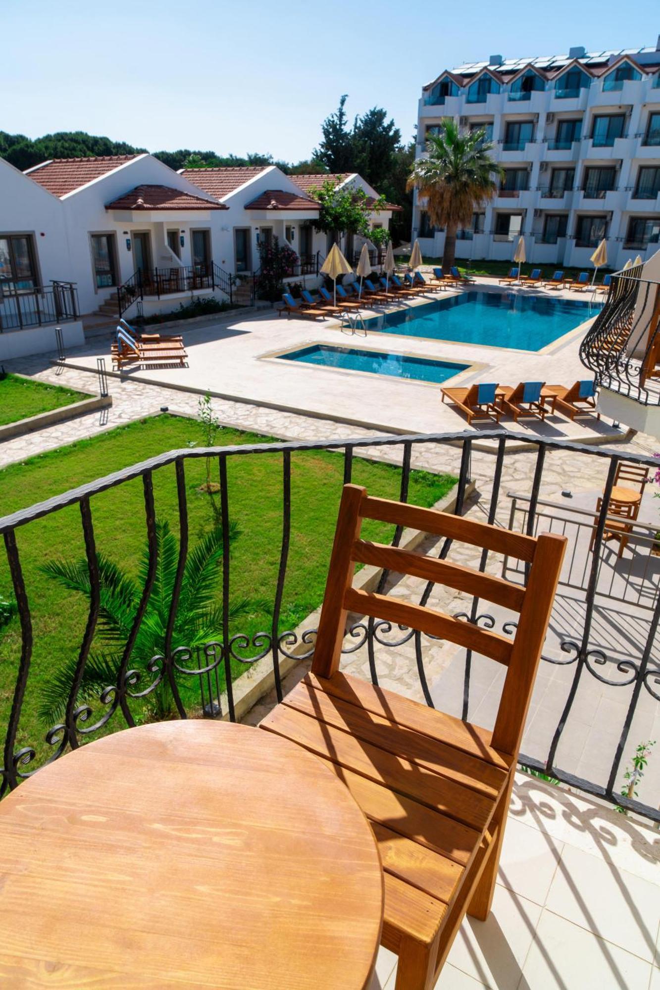 Feri Surf Club Hotel Datça Exterior foto